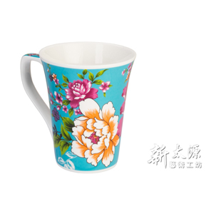 紅花花茶杯
